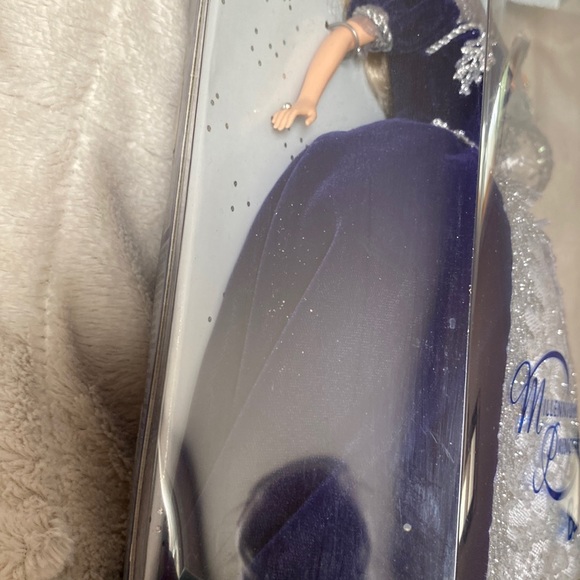 NRFB Millennium Princess Barbie Doll ✨ - Picture 5 of 15